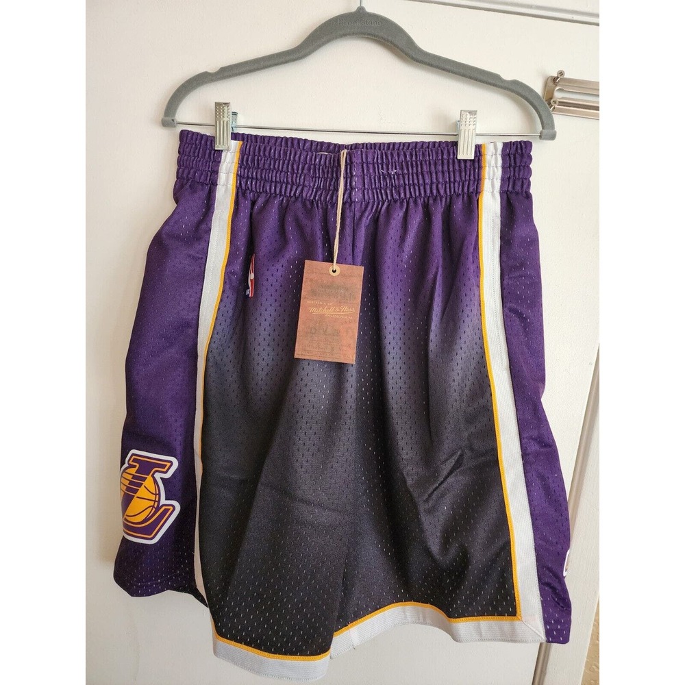 Mitchell & Ness NBA LA Lakers Hardwood Classics Shorts Men's Medium *NEW*